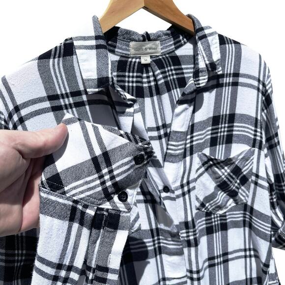 ANTHROPOLOGIE CLOTH & STONE Women’s Black and White Plaid Flannel - Picture 4 of 6